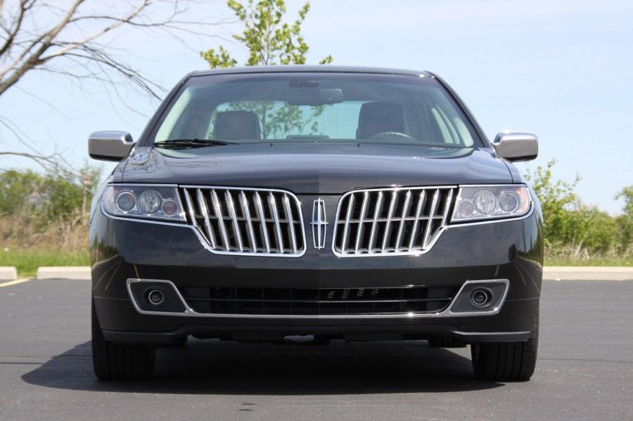  Lincoln MKZ 2010 года  (фото 5 из 211)